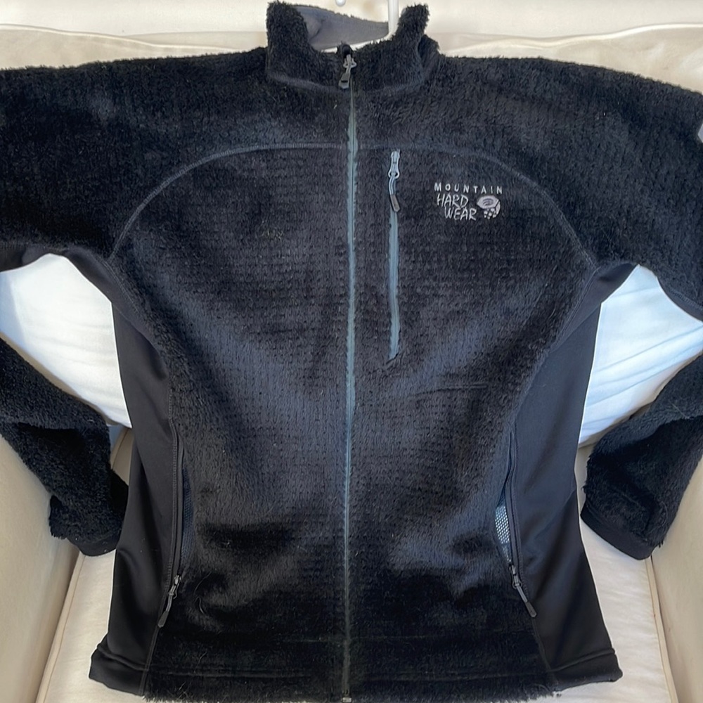 Black Mountain Hardware black full zip with chest pocket and 2 side pockets